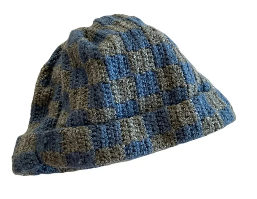 Handmade Blue & Gray Checkered Hat Adult M Thick Knit Ski Outdoors Grunge Retro